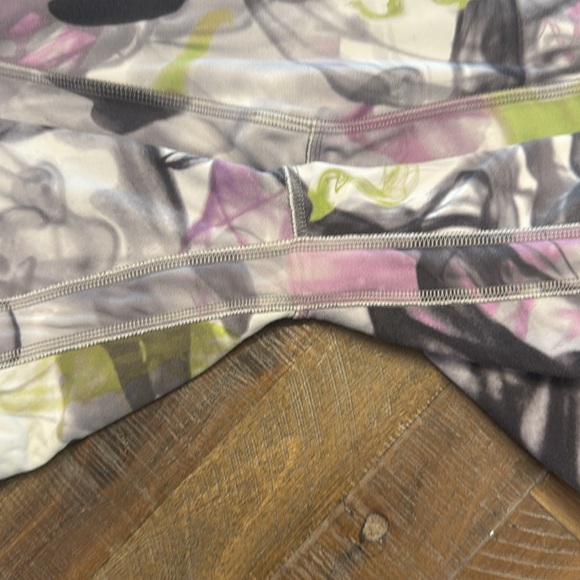 Lululemon unicorn throwback align shorts - Picture 4 of 6